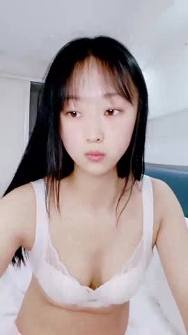 文静乖巧新人妹妹！白皙皮肤粉嫩美穴！菊花肛塞道具插穴，假屌振动棒双管齐下，自慰手法娴熟 new